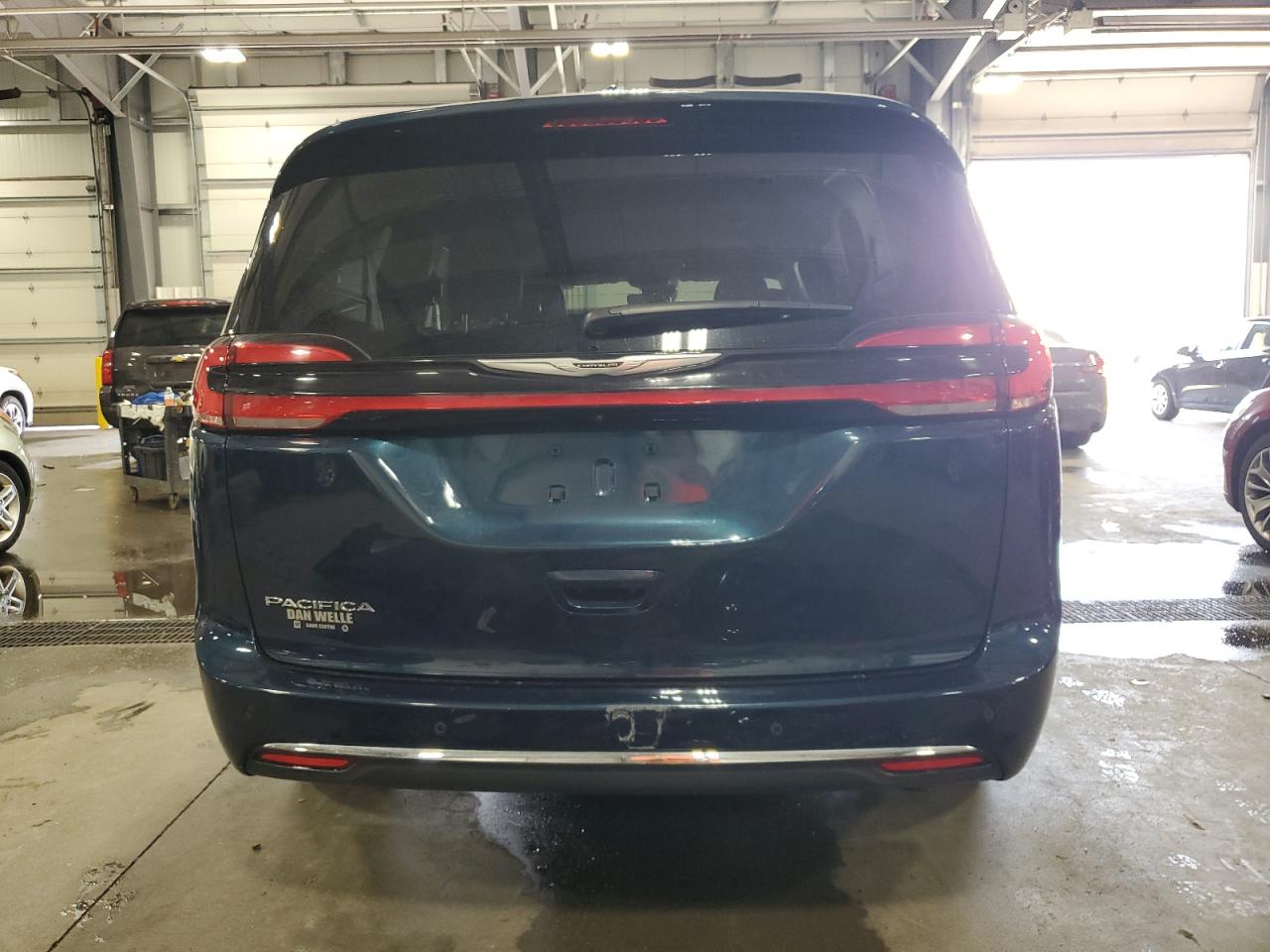 2021 Chrysler Pacifica Touring L VIN: 2C4RC1BG7MR562097 Lot: 64085725