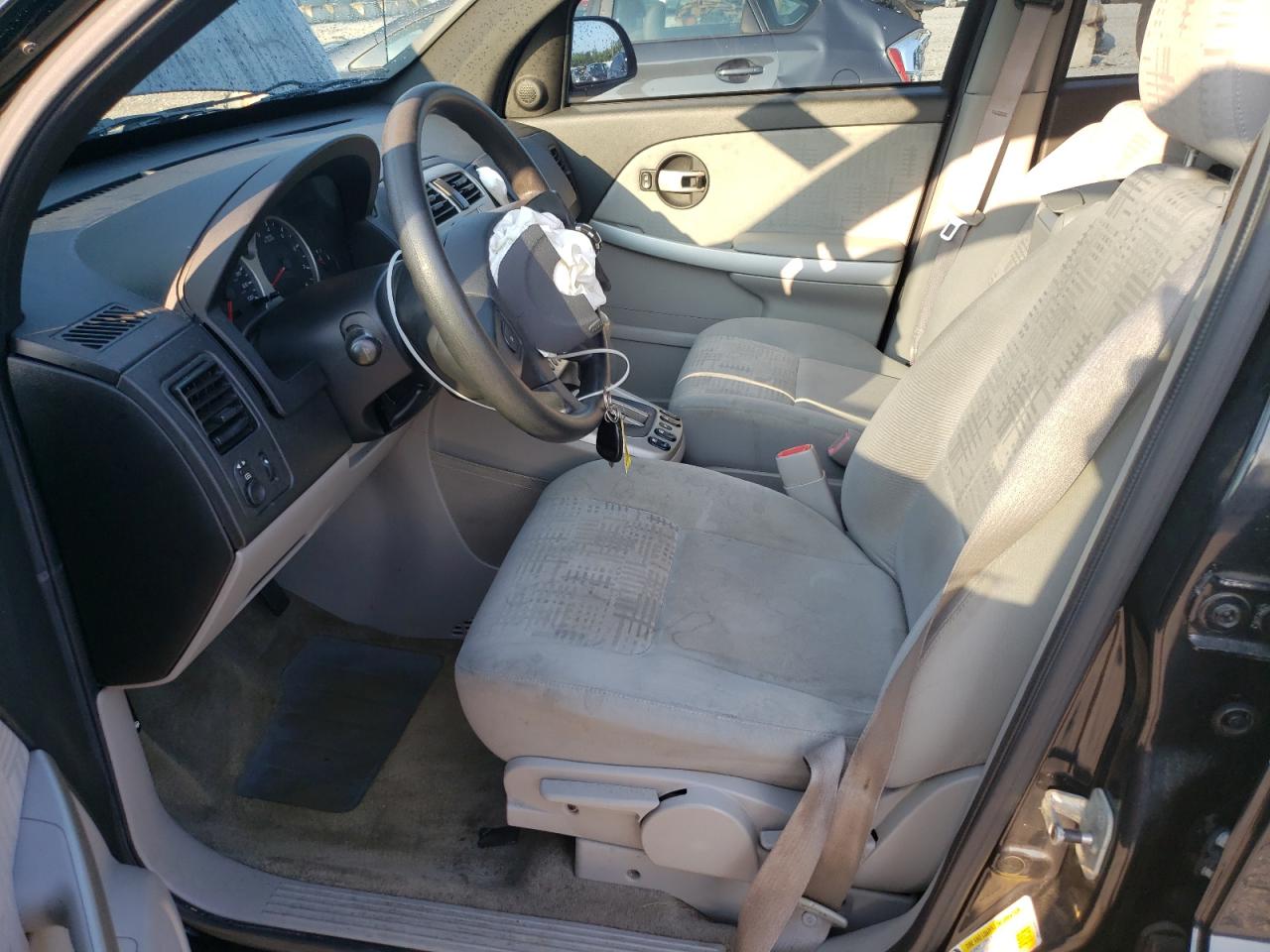 2006 Chevrolet Equinox Ls VIN: 2CNDL13FX66201950 Lot: 65949655