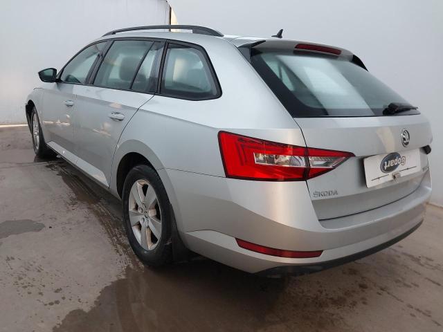 2018 SKODA SUPERB