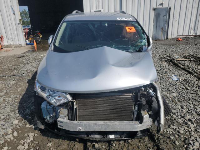  NISSAN QUEST 2015 Srebrny