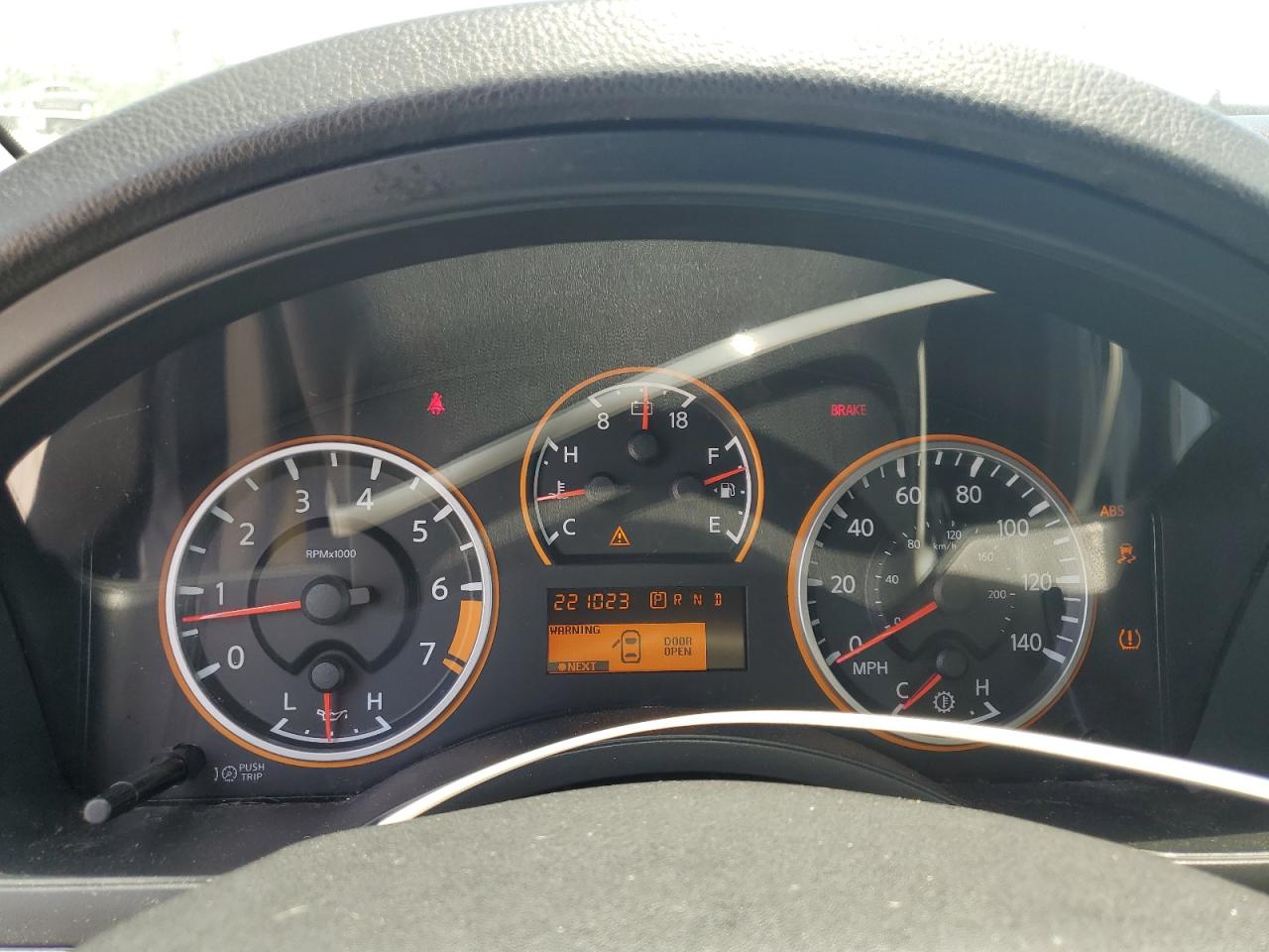 2014 Nissan Armada Sv VIN: 5N1AA0ND3EN601857 Lot: 63583825