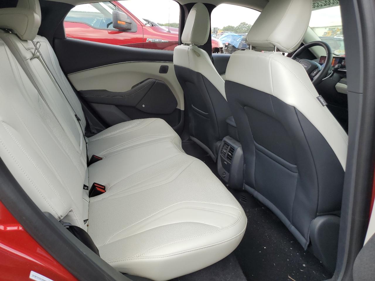 2022 Ford Mustang Mach-E Premium VIN: 3FMTK3SU0NMA01304 Lot: 63823505