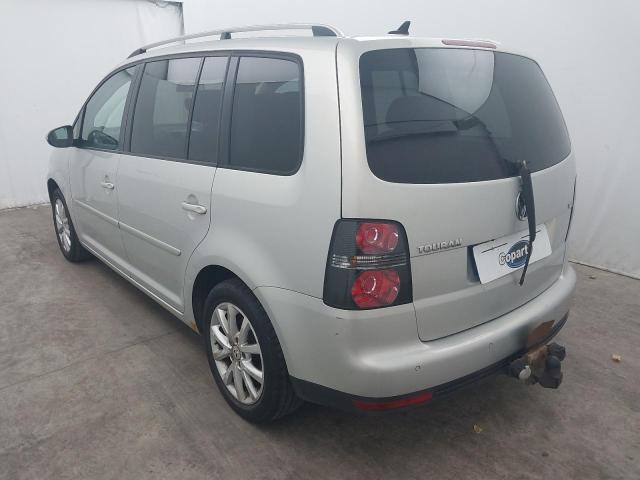 2010 VOLKSWAGEN TOURAN MAT