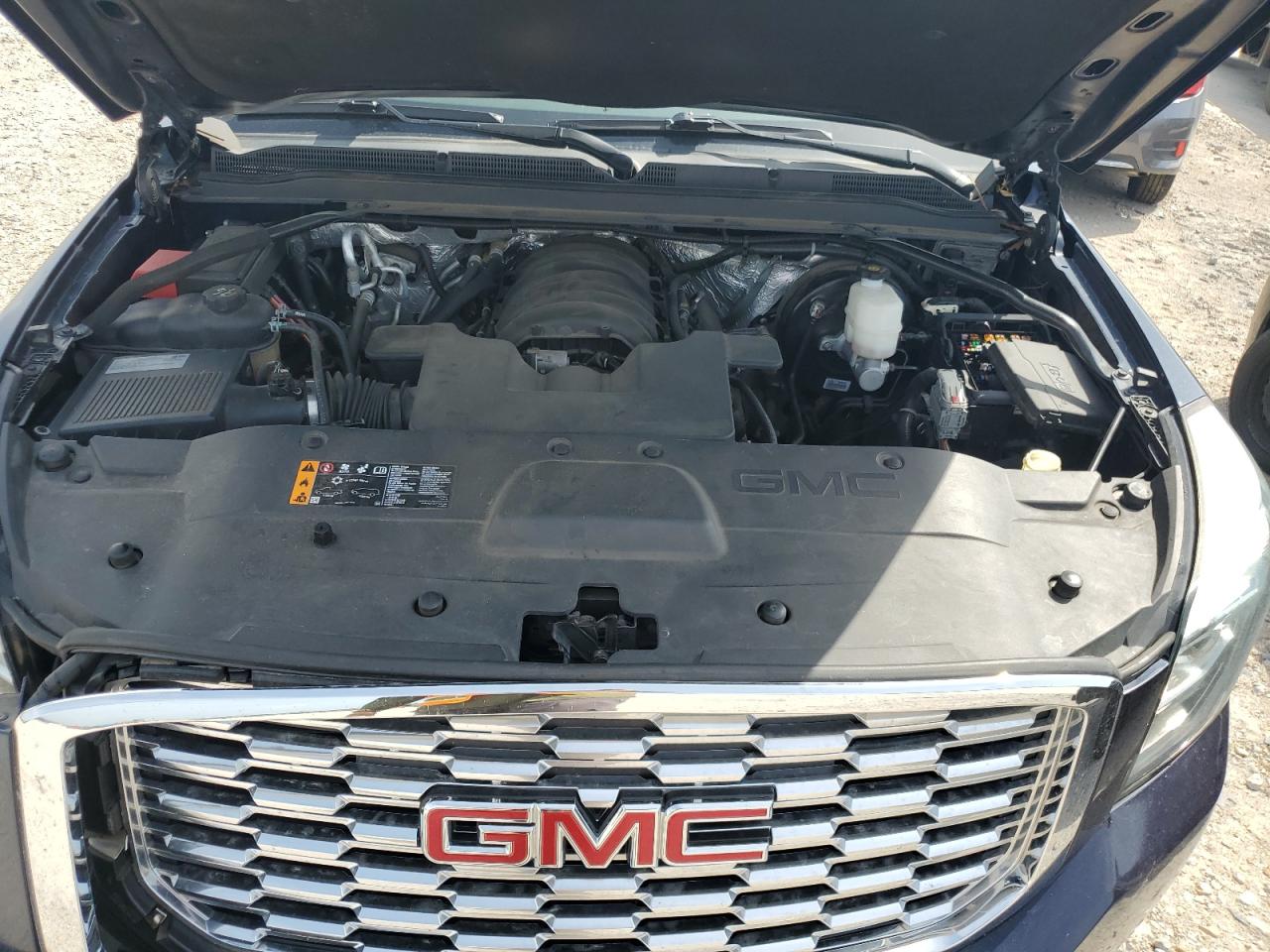 2018 GMC Yukon Xl Denali VIN: 1GKS2HKJ4JR341684 Lot: 63093925