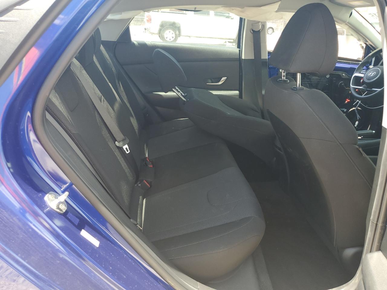 2022 Hyundai Elantra Se VIN: KMHLL4AG0NU364549 Lot: 63665115