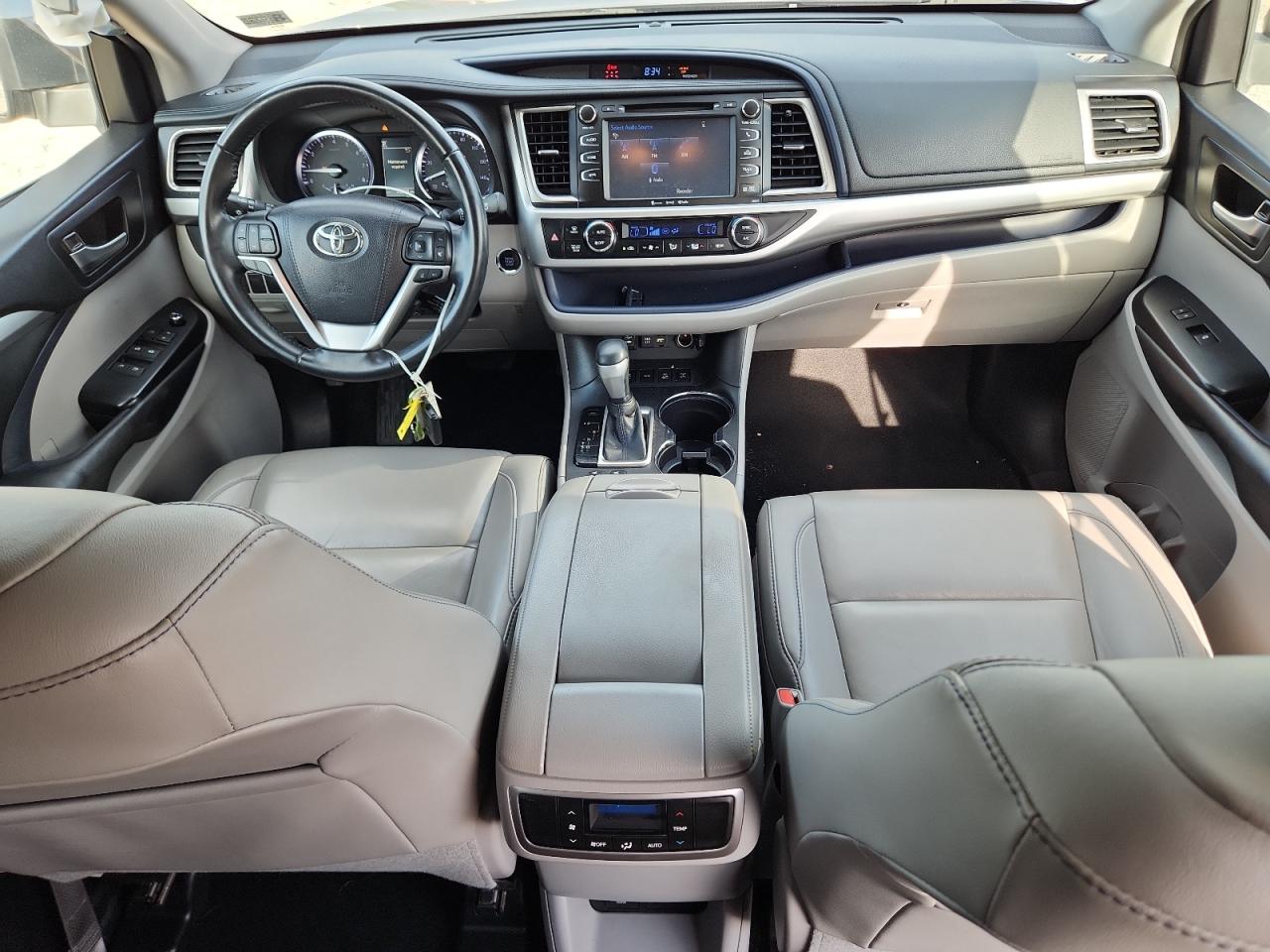 2019 Toyota Highlander Se VIN: 5TDJZRFHXKS570020 Lot: 65187475
