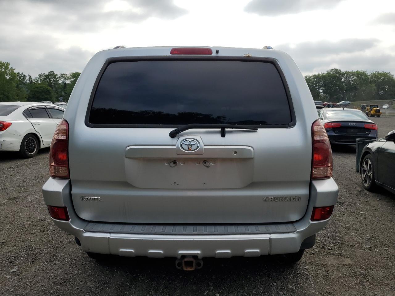 2004 Toyota 4Runner Sr5 VIN: JTEBU14RX48011229 Lot: 64701425