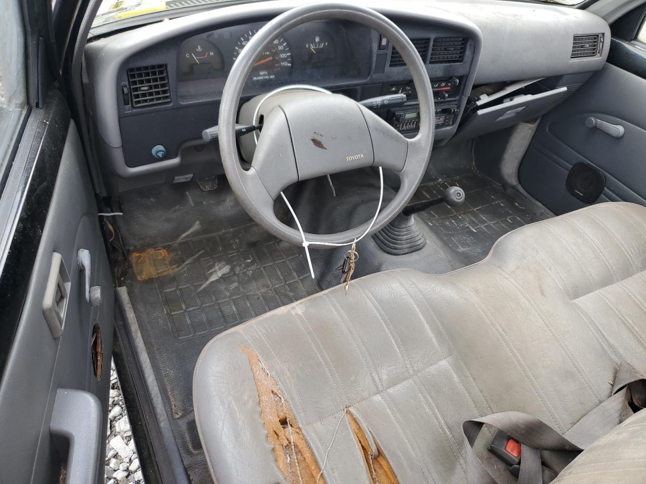 1990 Toyota Pickup 1/2 Ton Short Wheelbase VIN: JT4RN81R0L5087622 Lot: 65076725