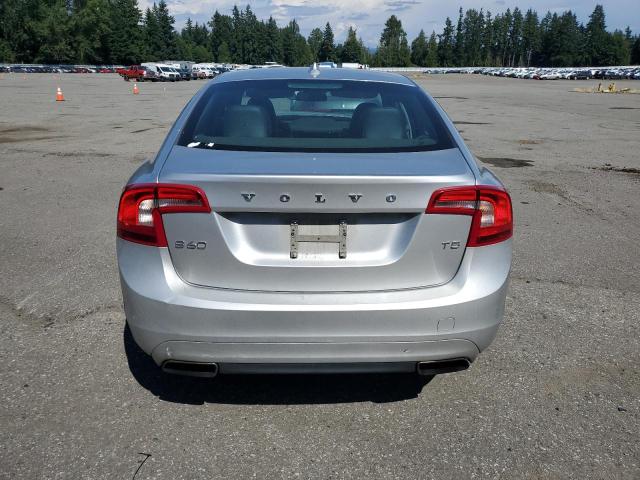  VOLVO S60 2016 Srebrny