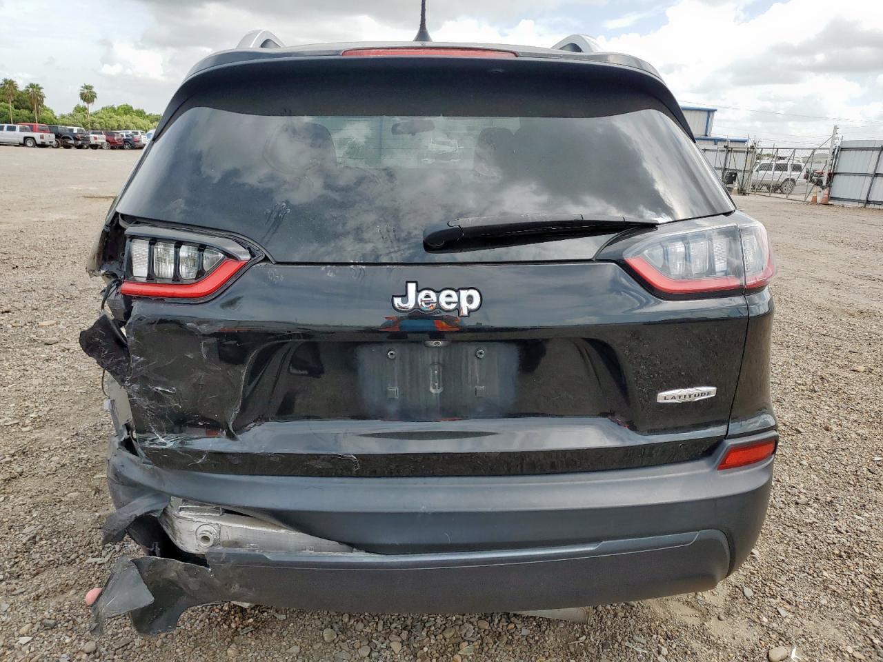 2019 Jeep Cherokee Latitude VIN: 1C4PJLCB6KD264183 Lot: 64871745
