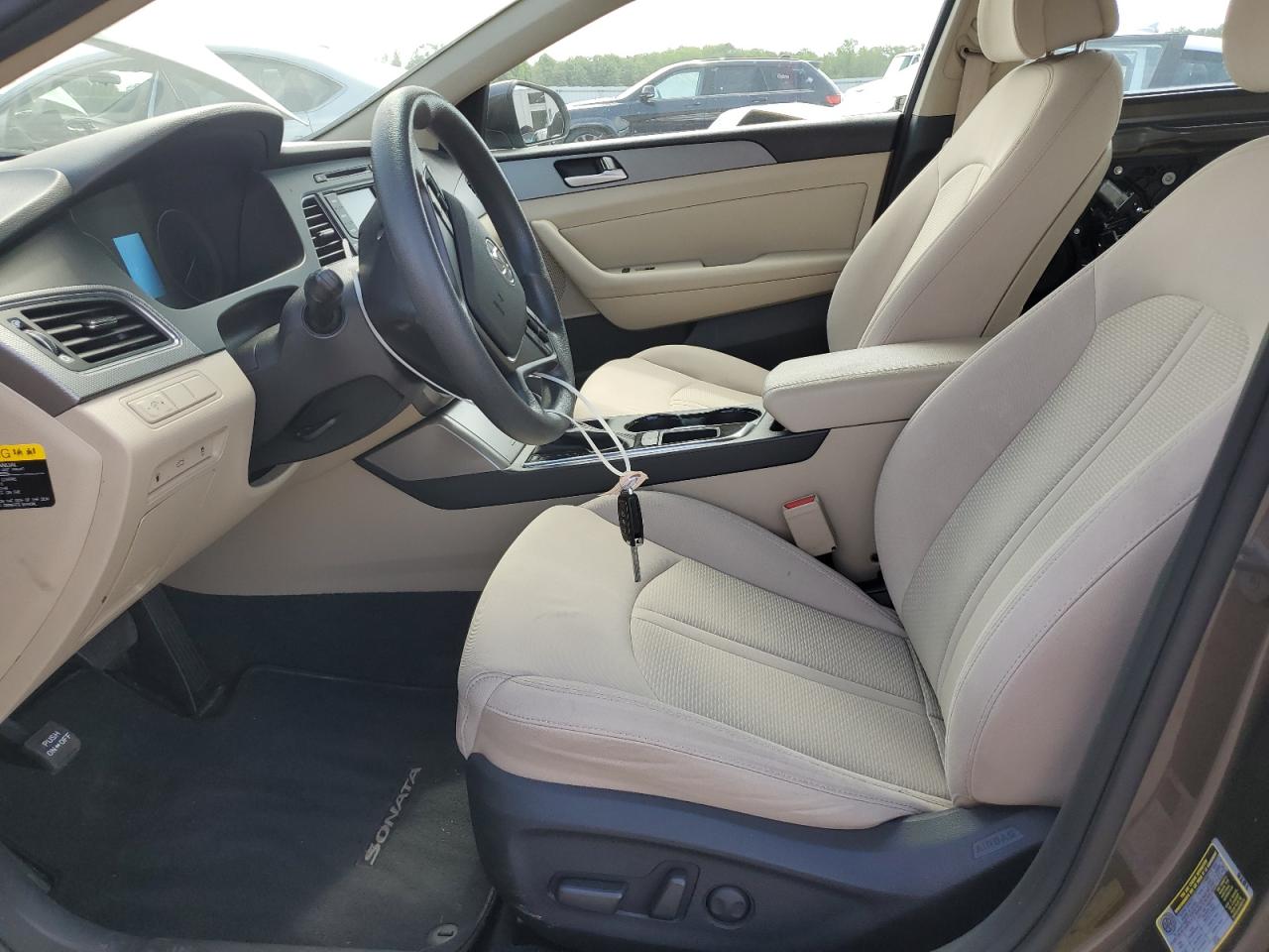 2015 Hyundai Sonata Se VIN: 5NPE24AF3FH164817 Lot: 65498335