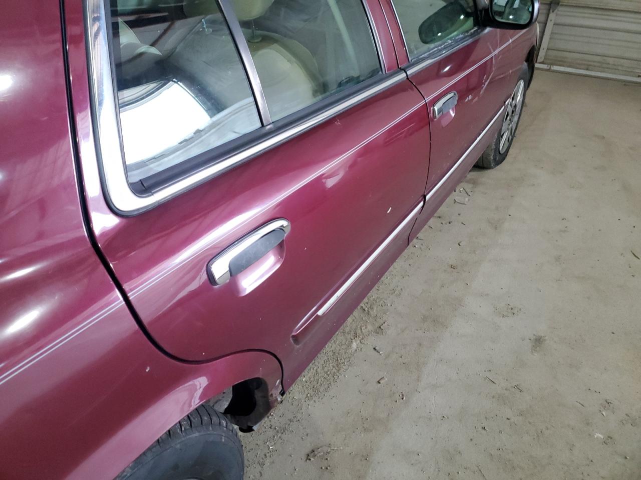 2007 Mercury Grand Marquis Gs VIN: 2MEFM74V17X632805 Lot: 65160025