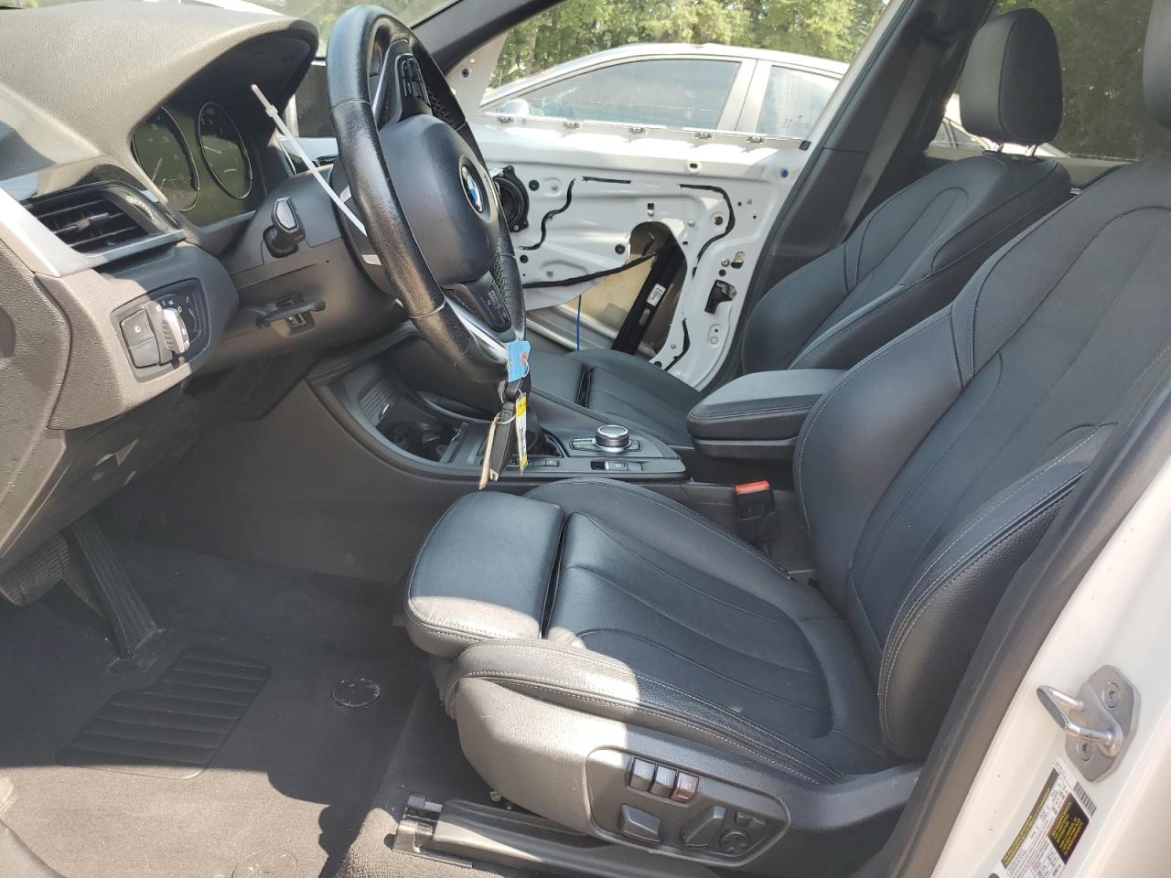 2018 BMW X1 xDrive28I VIN: WBXHT3C38J5L30199 Lot: 63634015