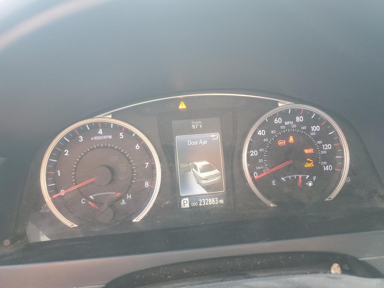 4t1bf1fk8gu206557 4T1BF1FK8GU206557 2016 Toyota Camry Le