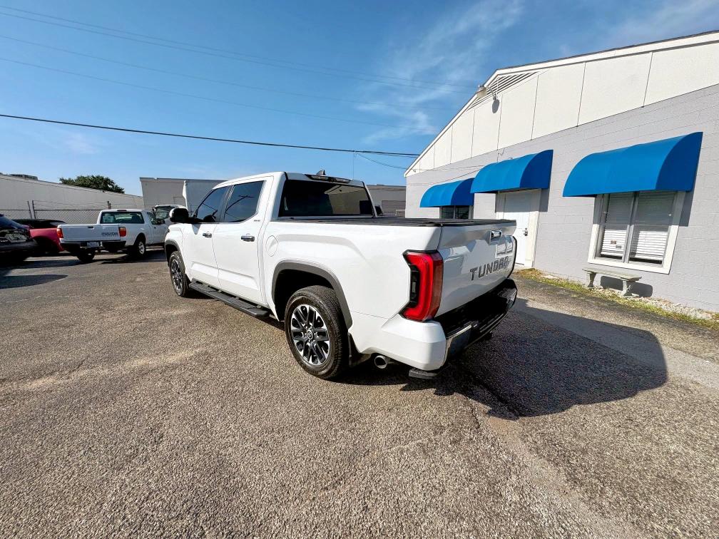  TOYOTA TUNDRA 2024 Biały