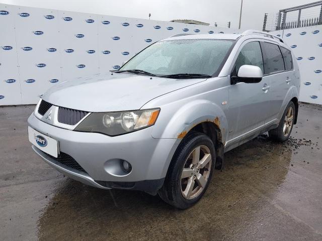 MITSUBISHI OUTLANDER 2010