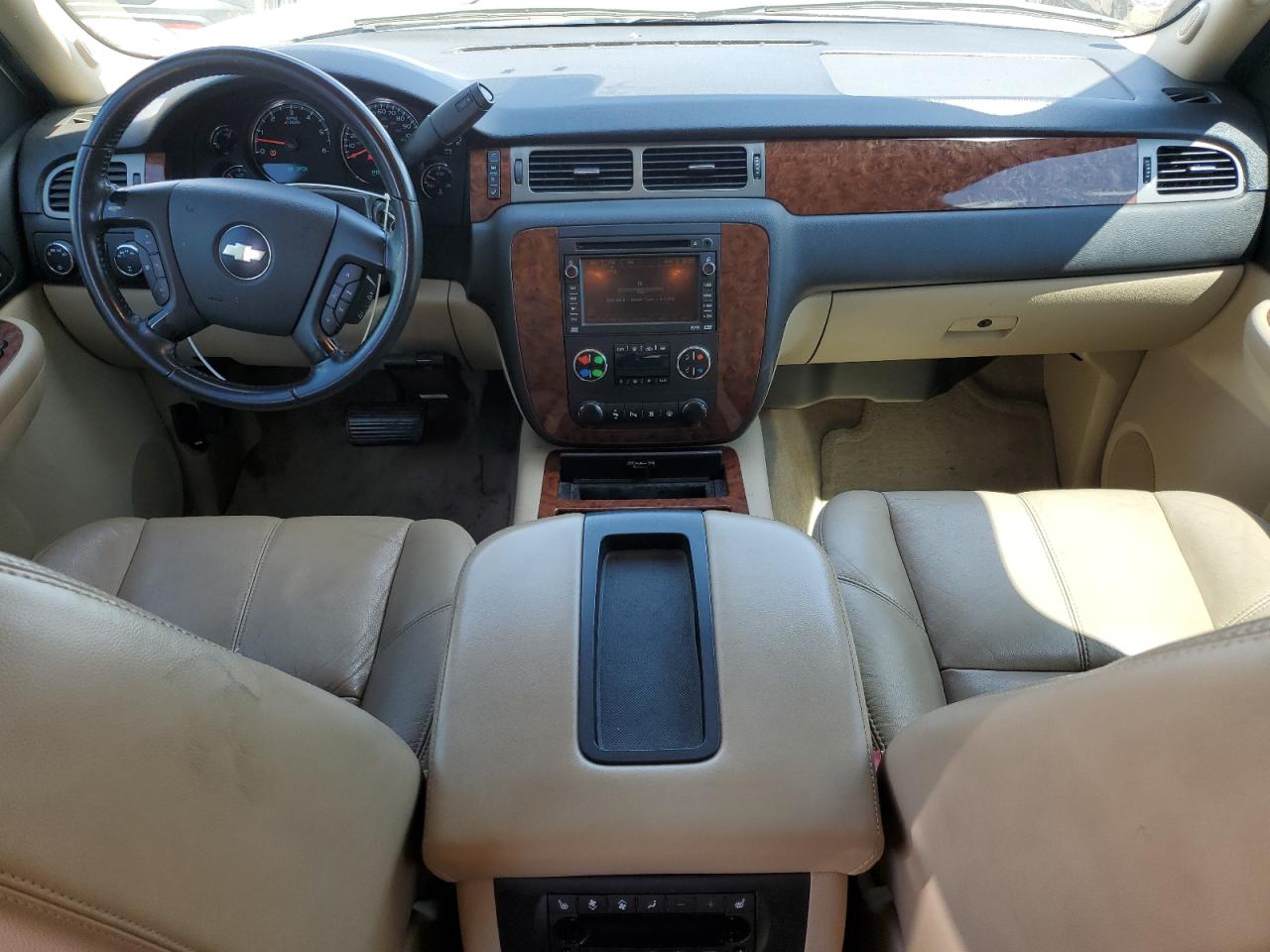 2008 Chevrolet Suburban K1500 Ls VIN: 1GNFK16308J250752 Lot: 62822865