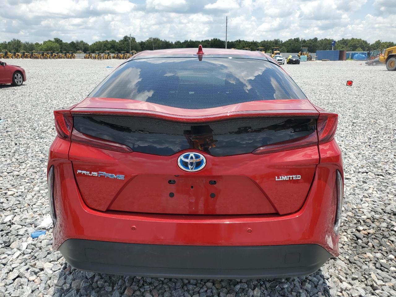 2021 Toyota Prius Prime Le VIN: JTDKAMFP7M3192135 Lot: 64205425