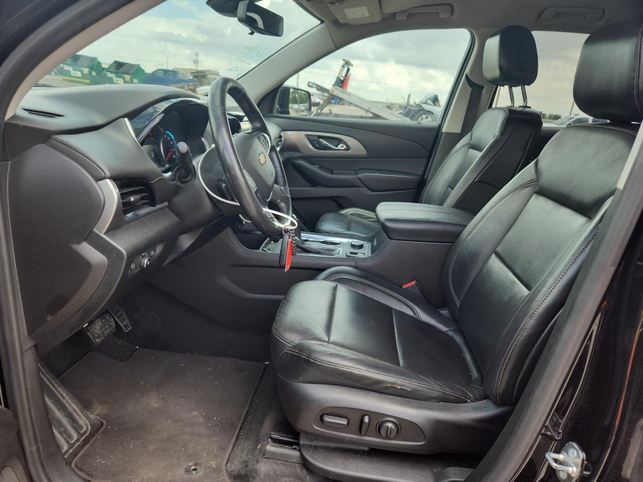 2018 Chevrolet Traverse Lt VIN: 1GNEVHKW8JJ165630 Lot: 63753335