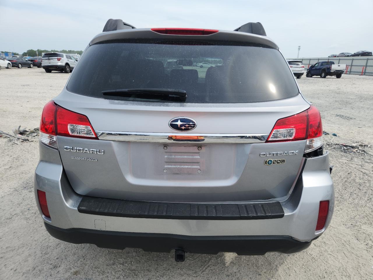 2010 Subaru Outback 2.5I Limited VIN: 4S4BRCKC2A3361779 Lot: 64068135