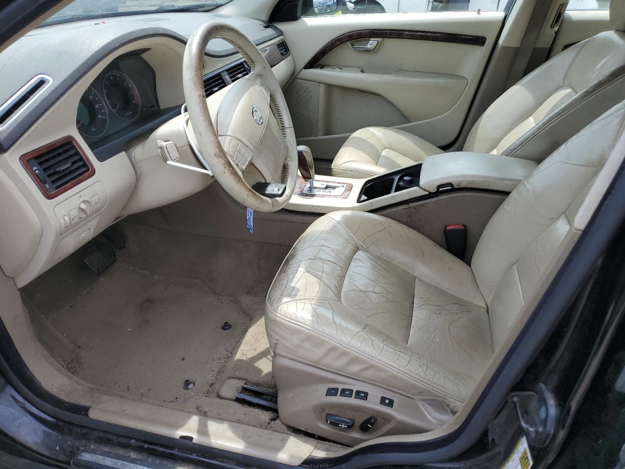 2008 Volvo V70 3.2 VIN: YV1BW982281016220 Lot: 64492285