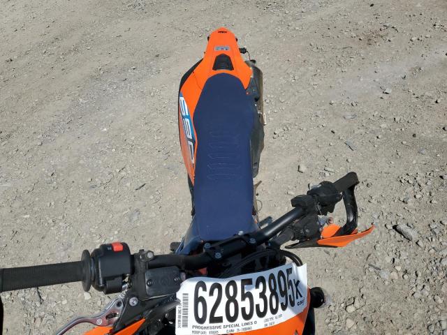 2024 KTM 690 SMC R  