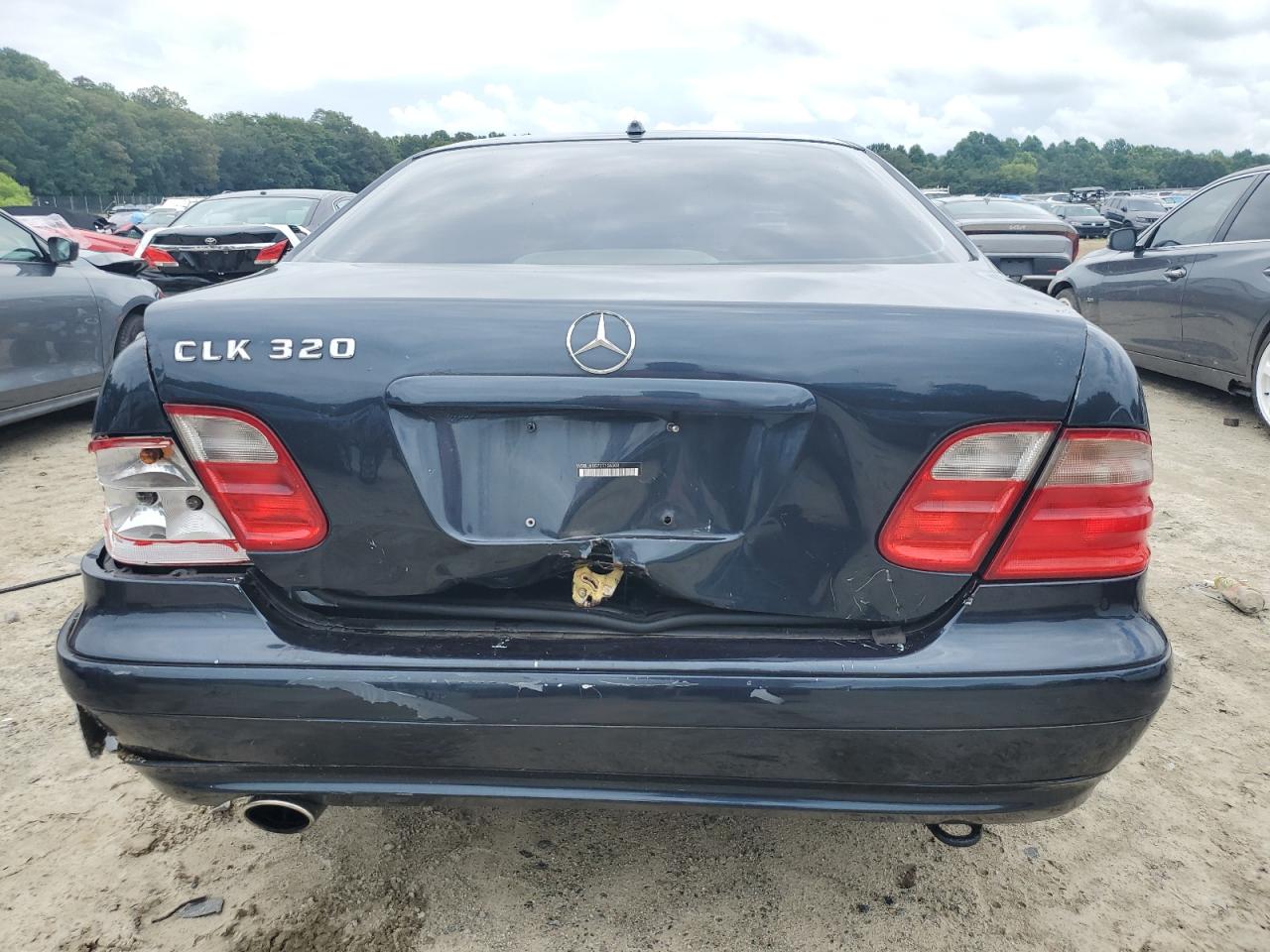 mirmir出品⭐︎ 2002 Mercedes-Benz CLK-Class at DE - Seaford, Copart lot