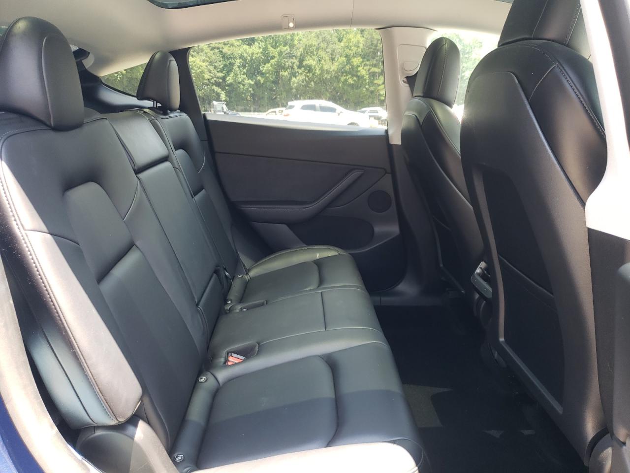 2021 Tesla Model Y VIN: 5YJYGDEE3MF239723 Lot: 62764525