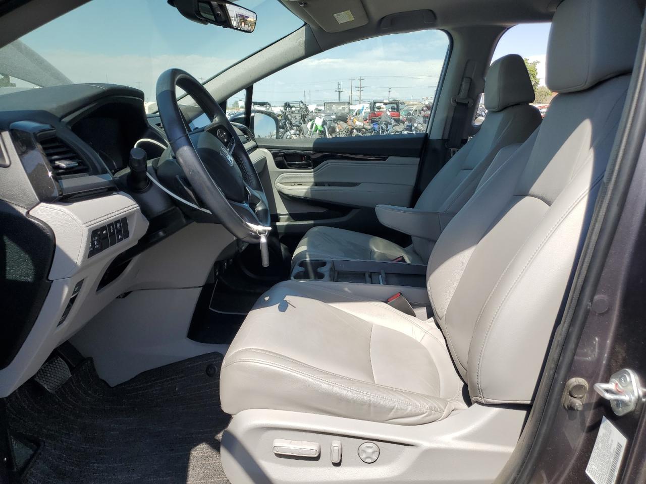 2022 Honda Odyssey Touring VIN: 5FNRL6H89NB058354 Lot: 67073435