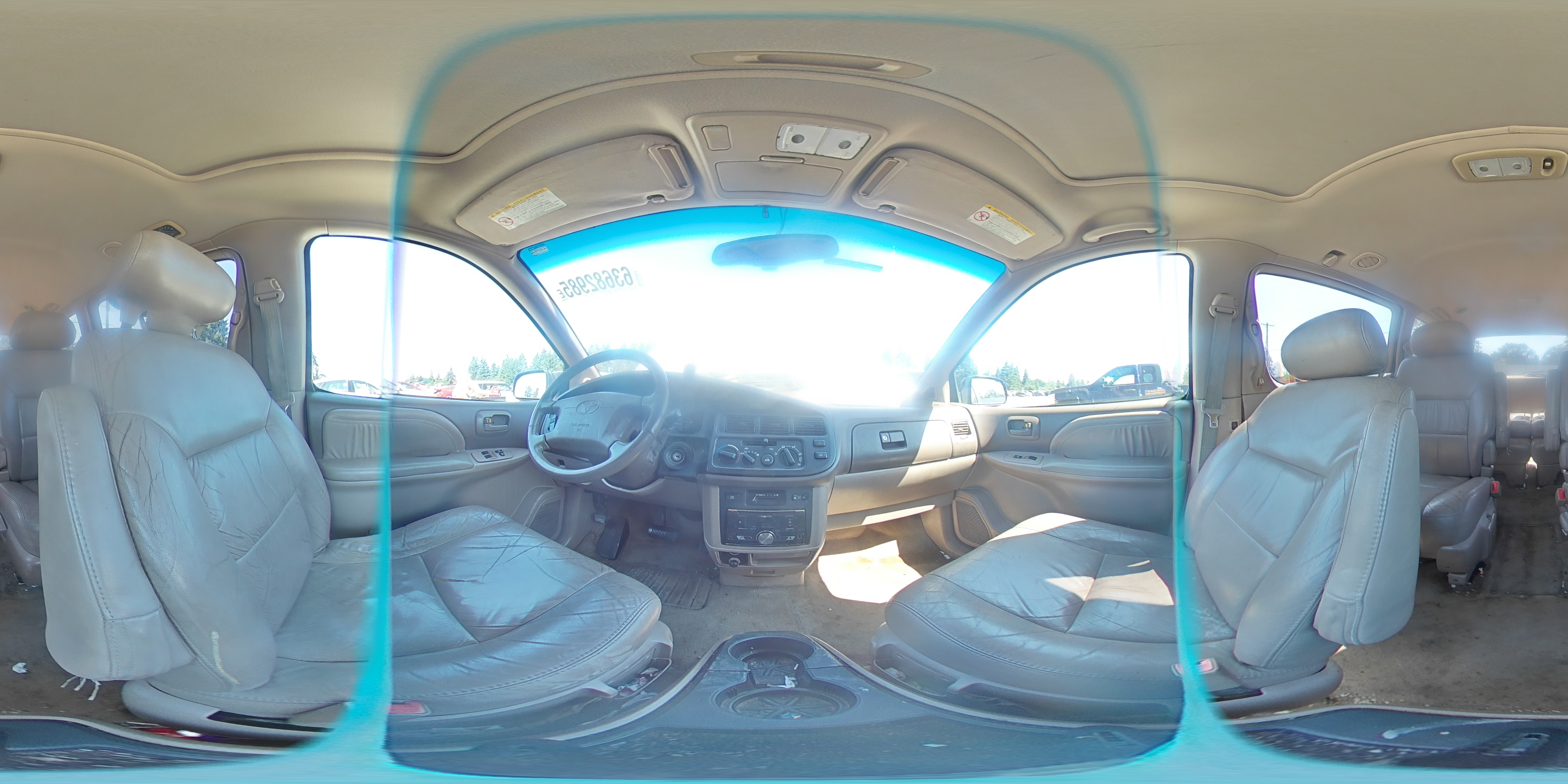 2000 Toyota Sienna Le VIN: 4T3ZF13C0YU290474 Lot: 63682985