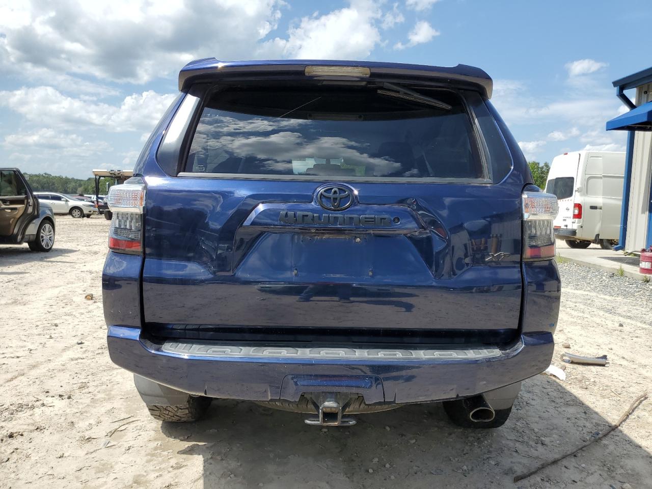 2019 Toyota 4Runner Sr5 VIN: JTEZU5JR9K5197497 Lot: 64205135