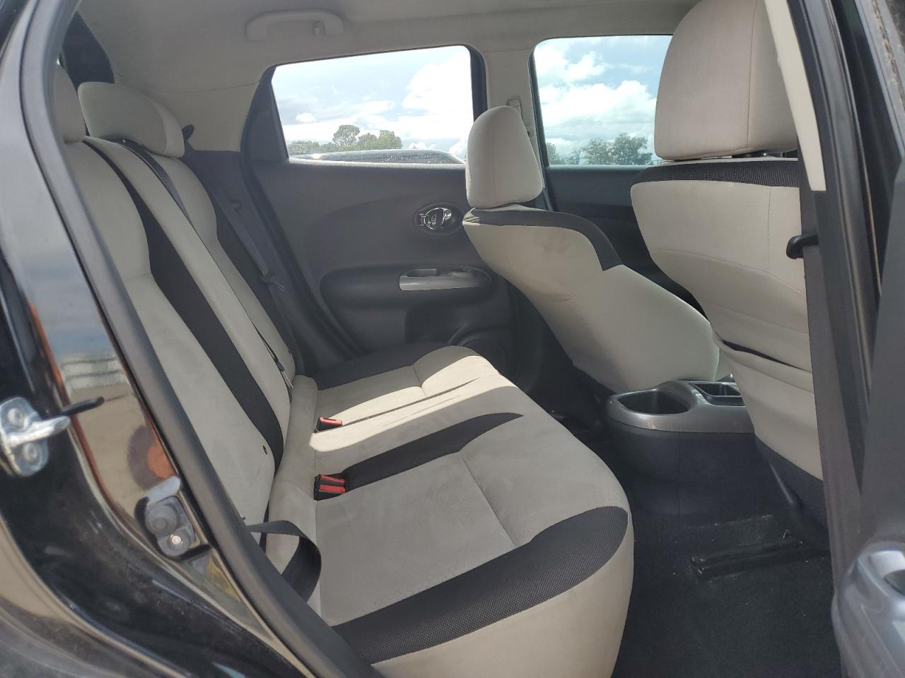 2014 Nissan Juke S VIN: JN8AF5MV0ET484512 Lot: 65185845