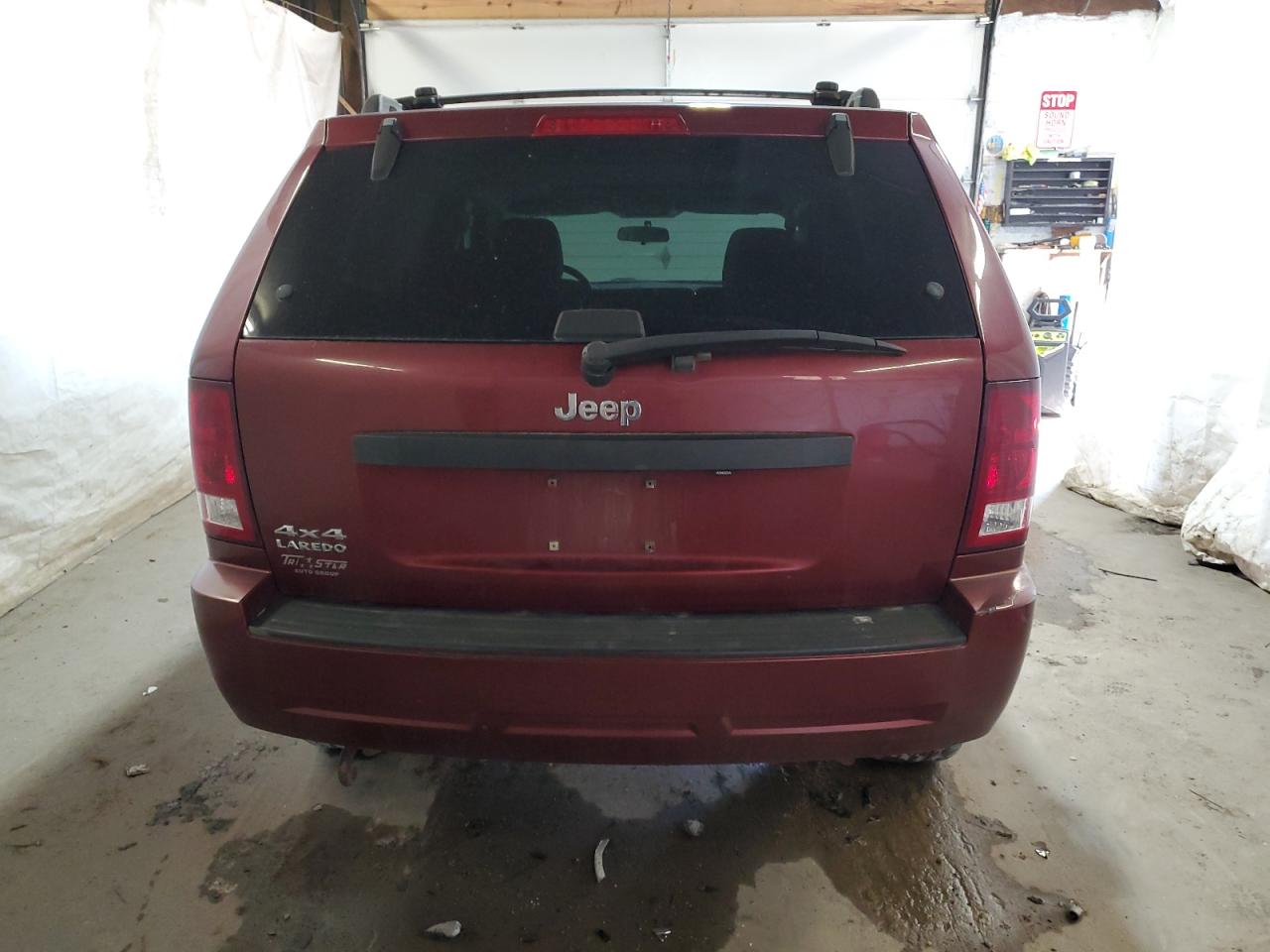 2008 Jeep Grand Cherokee Laredo VIN: 1J8GR48K18C162417 Lot: 64204685