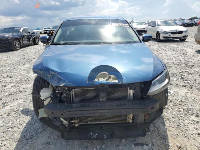 Фото: 3VW2B7AJ0JM240051