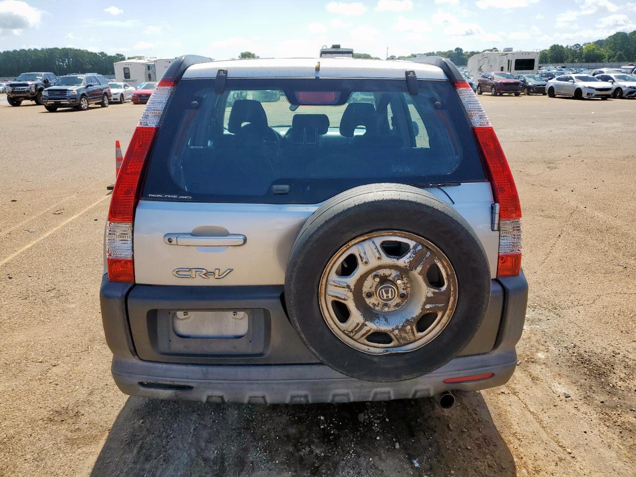 2005 Honda Cr-V Lx VIN: SHSRD78595U327003 Lot: 64800645