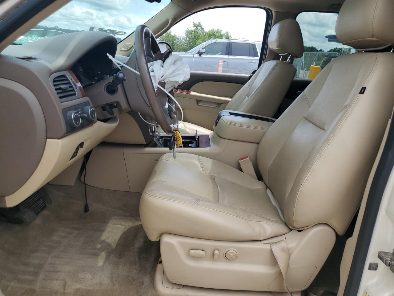 2013 Chevrolet Suburban K1500 Ltz VIN: 1GNSKKE72DR264415 Lot: 62958125
