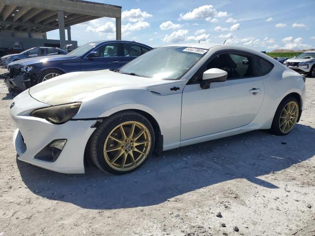 TOYOTA SCION 2013 Biały