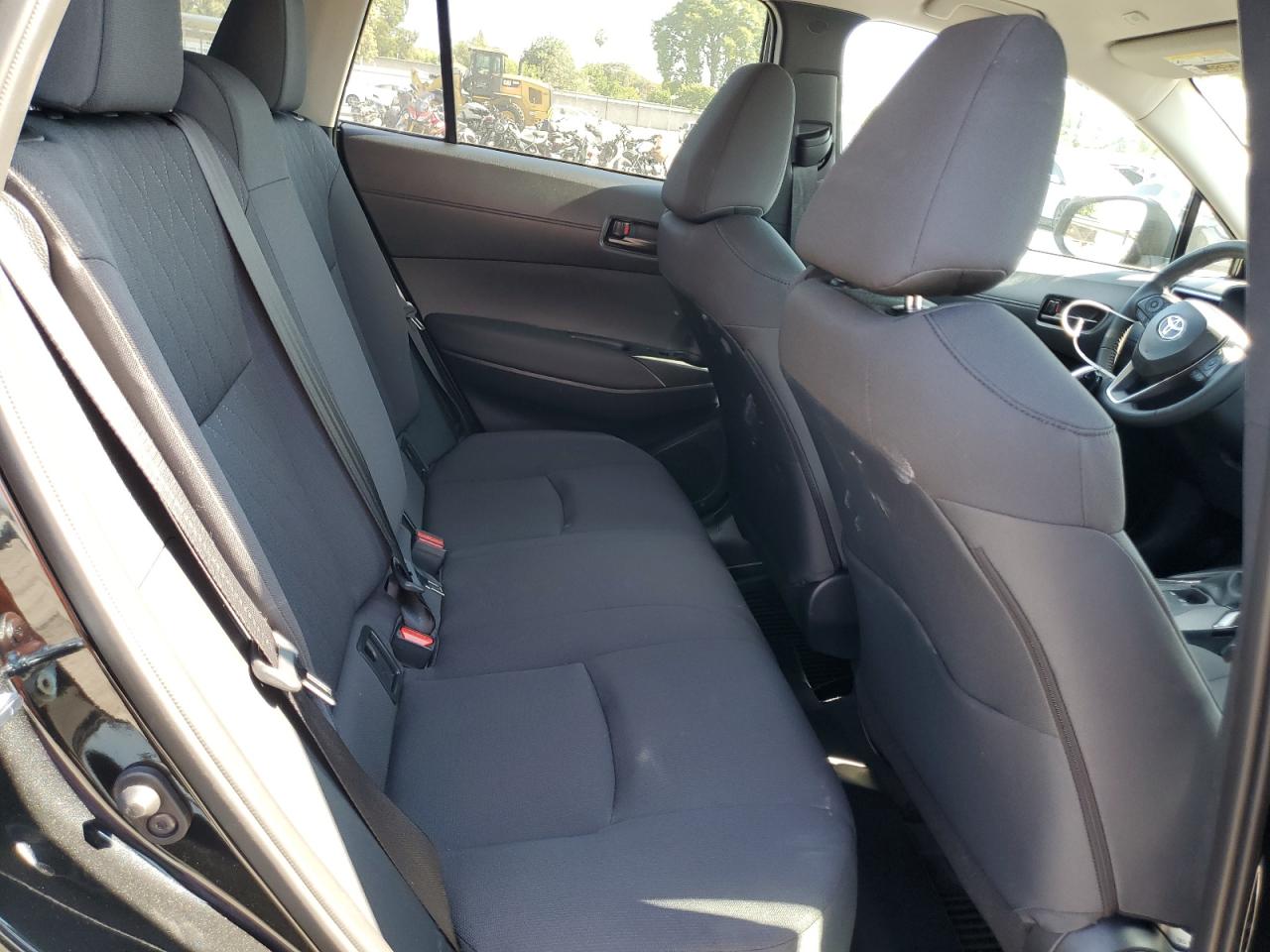 2025 Toyota Corolla Cross Le VIN: 7MUCAAAG4SV138349 Lot: 65047565