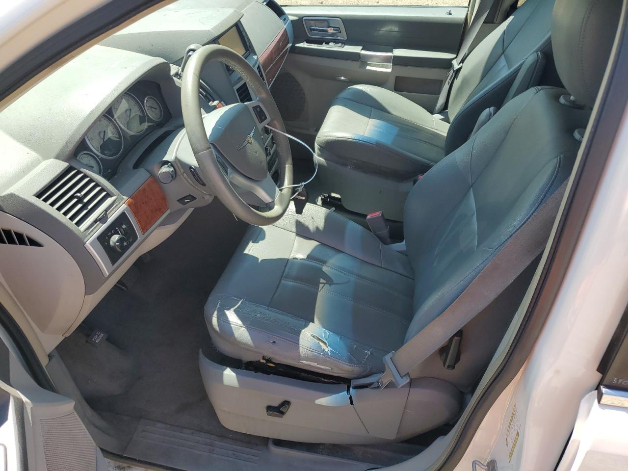 2008 Chrysler Town & Country Touring VIN: 2A8HR54P78R737106 Lot: 65473945