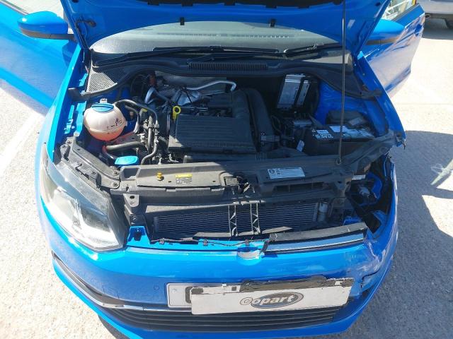 2014 VOLKSWAGEN POLO SEL T