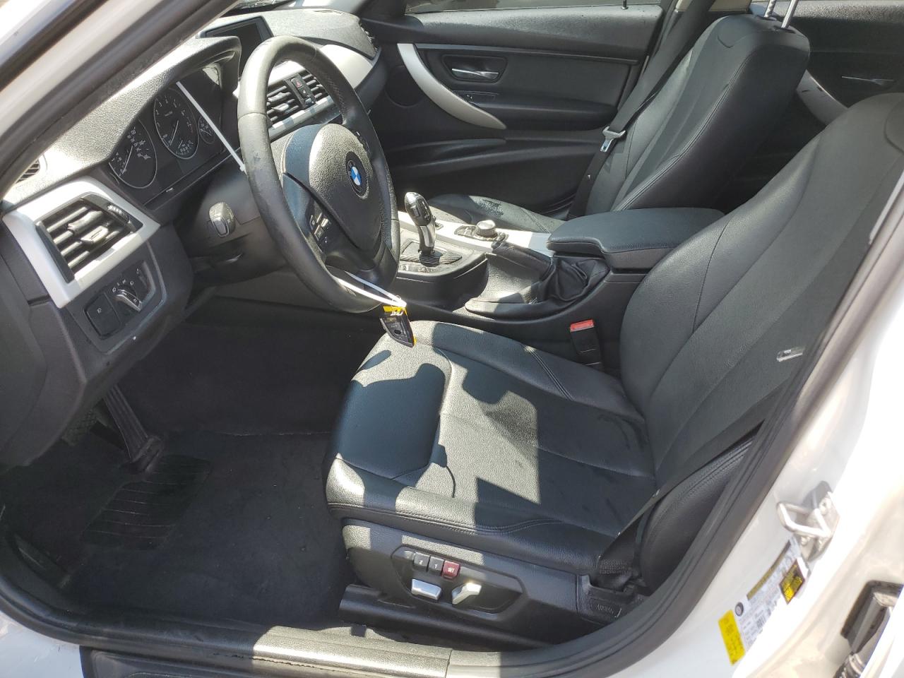 2016 BMW 320 I VIN: WBA8E1G54GNT99467 Lot: 63785305