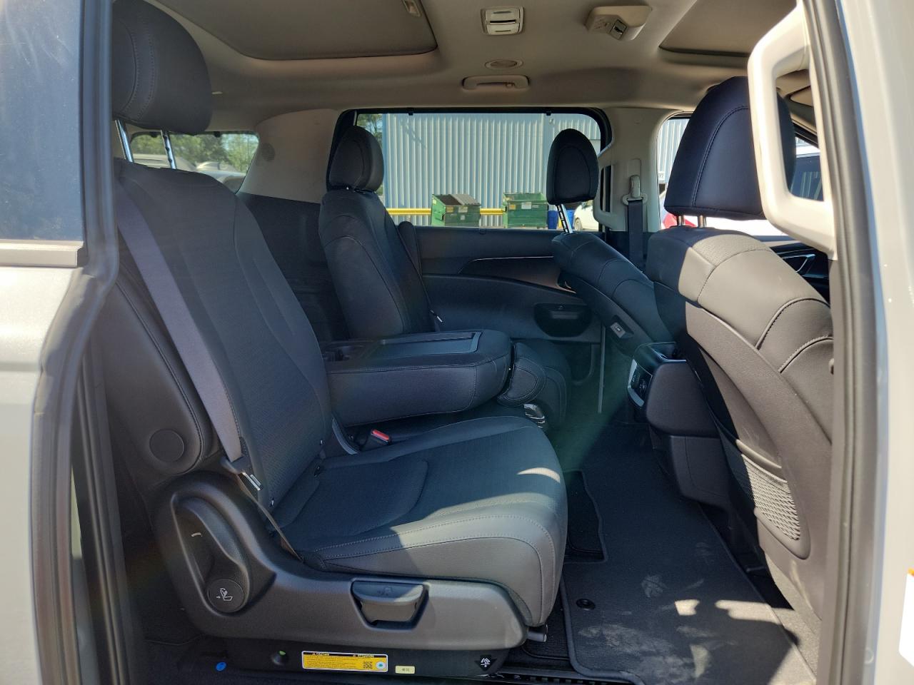 2025 Kia Carnival Sx VIN: KNDNE5K38S6479019 Lot: 64162585