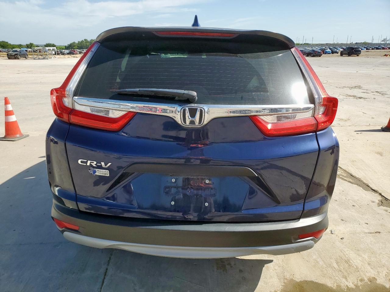 2018 Honda Cr-V Lx VIN: 2HKRW5H36JH421792 Lot: 65611055