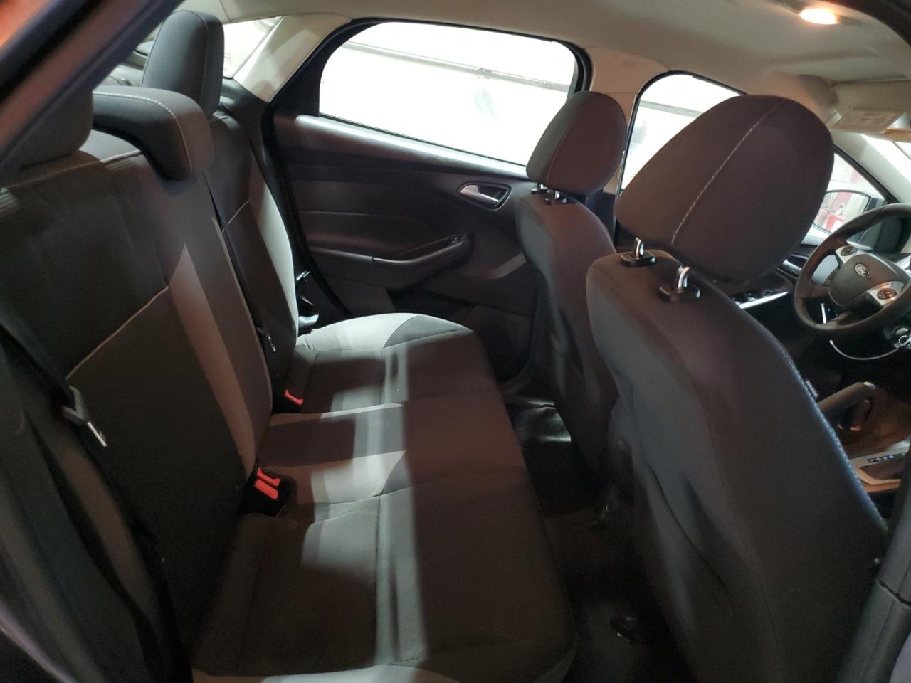 2014 Ford Focus Se VIN: 1FADP3F2XEL355275 Lot: 63196675