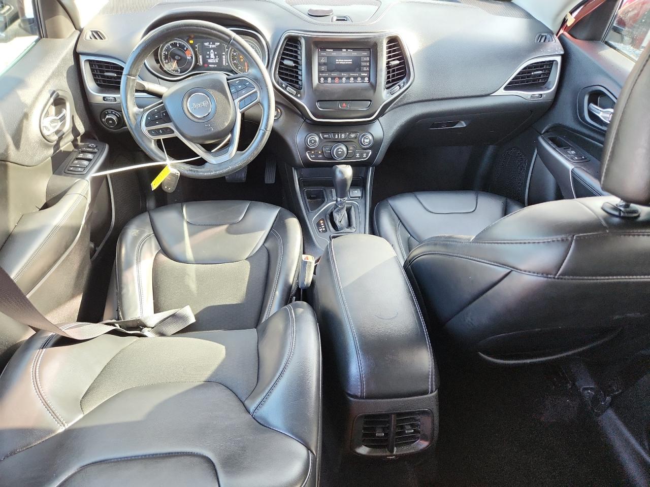 2019 Jeep Cherokee Latitude Plus VIN: 1C4PJLLB3KD178412 Lot: 64376575