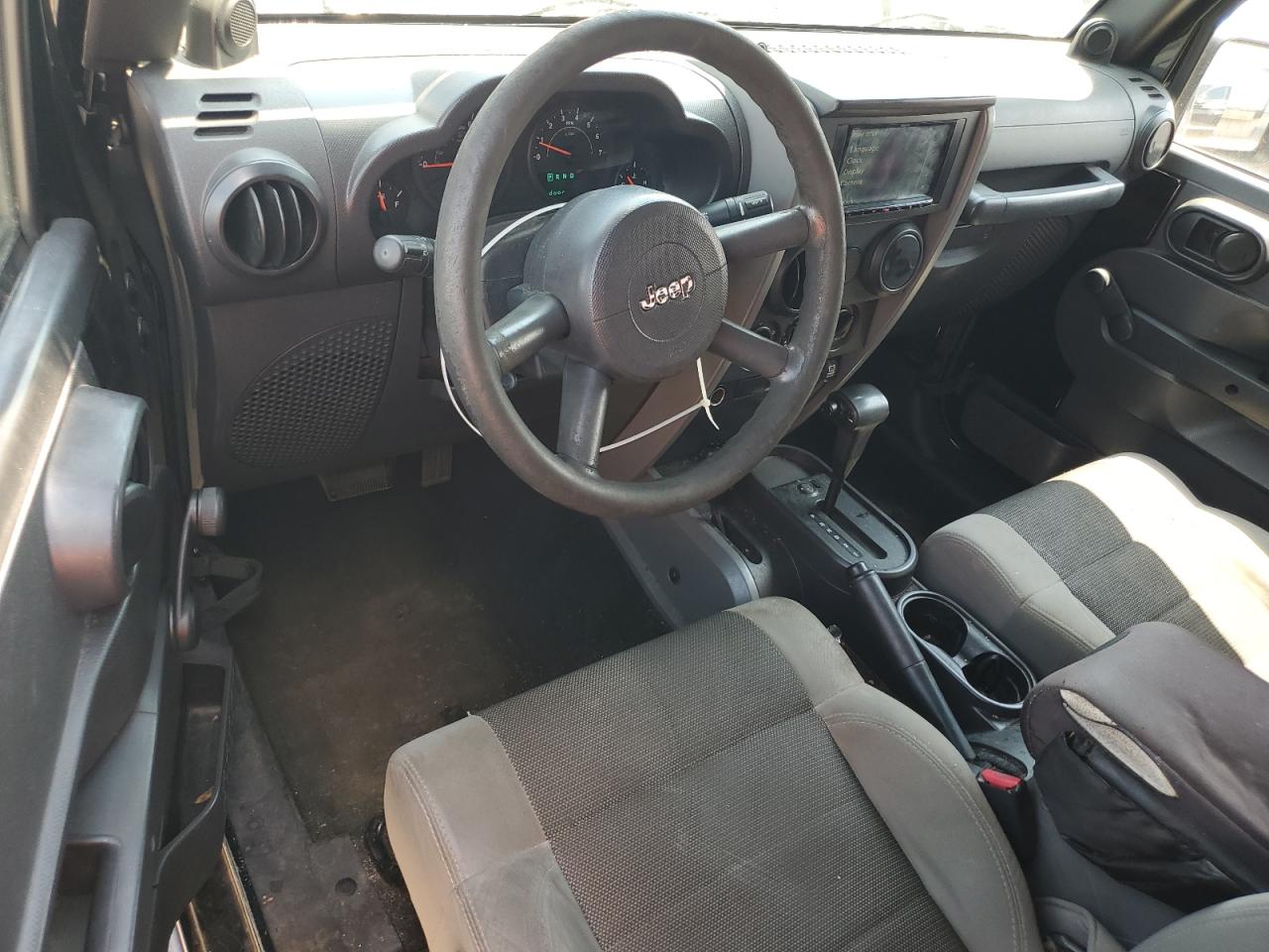 2007 Jeep Wrangler X VIN: 1J4FA24157L193741 Lot: 64331425