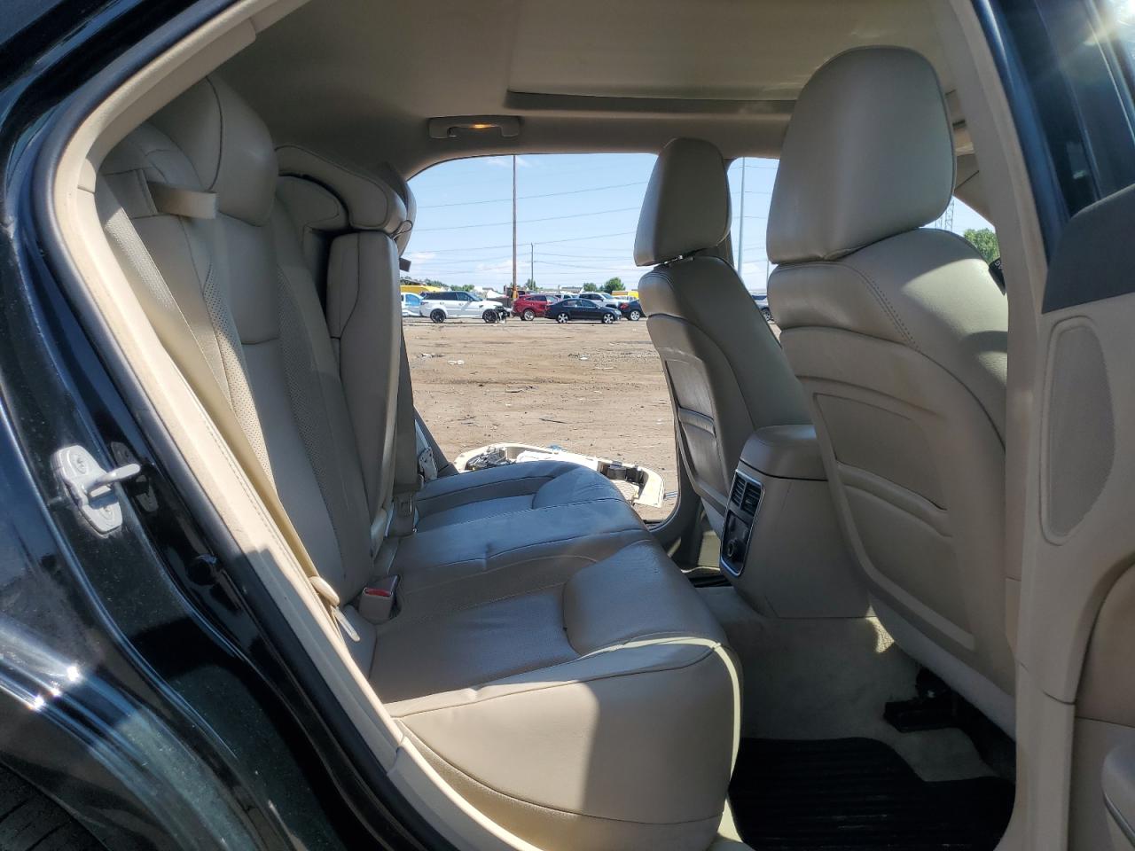 2012 Chrysler 300C VIN: 2C3CCAKT5CH197124 Lot: 63137145