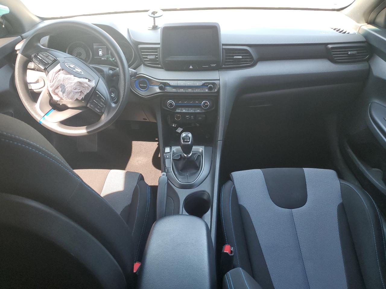 kmhtg6af5ku018967 KMHTG6AF5KU018967 2019 Hyundai Veloster Base