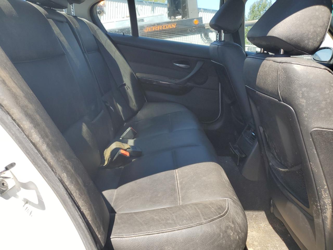 2006 BMW 330 I VIN: WBAVB33536KS37603 Lot: 64804245