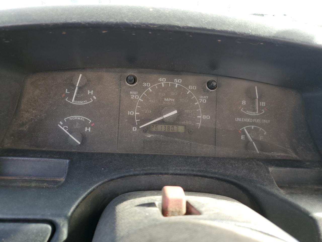 1992 Ford F150 VIN: 1FTEF14Y9NLA27875 Lot: 63082405